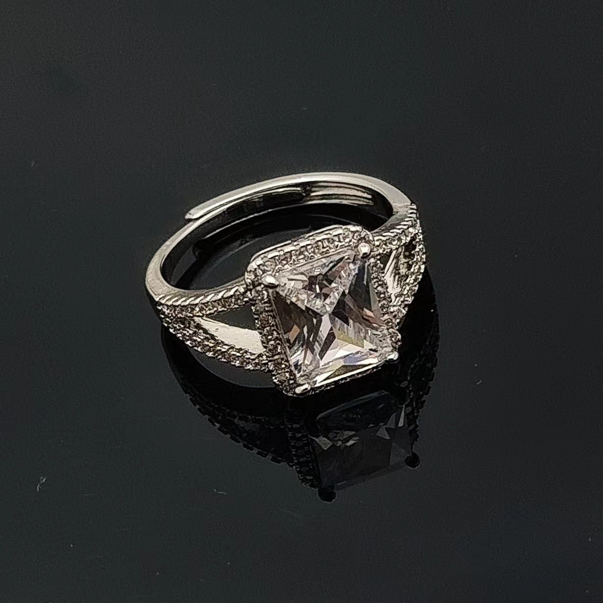 efd587c9-1172-4289-91d0-f7abf67ac0d7